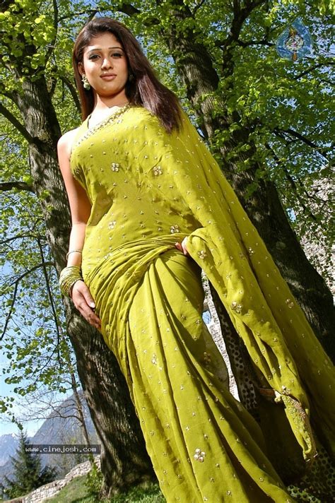 Only Actress Nayanthara Green Saree Stills Dubai Seenu Movie