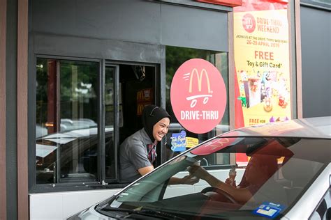 mcdonalds malaysia ramps  drive  business  suit consumers    lifestyles