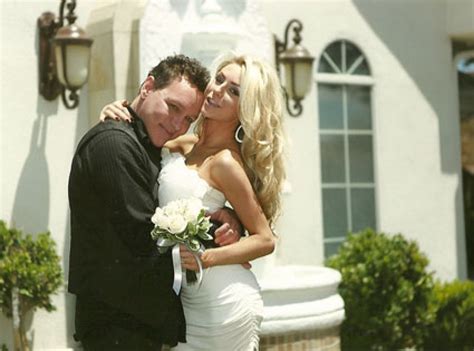 She Married A 50 Year Old At 16 Here S What Courtney Stodden Looks
