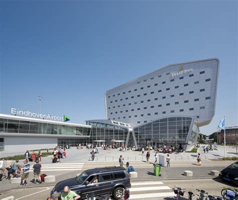 eindhoven airport kcap    interior architecture de bever architecten archello