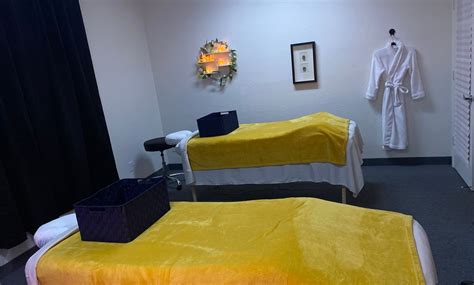 deep tissue massage  estie day spa groupon