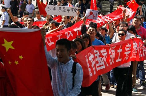 china japan island row demonstrators clash at hong kong s