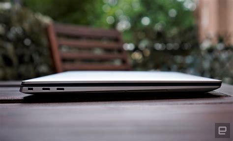 dell xps  review   ideal   laptop  creatives