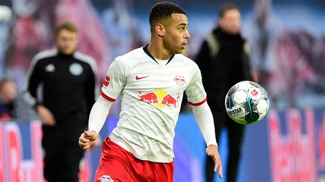 bundesliga soccer  eyes  german league   resumes season