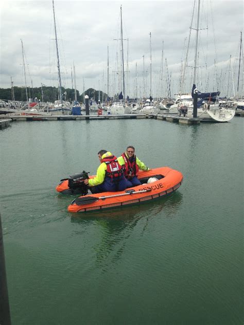 Hamble Lifeboat Shallow Water Rescue Craft A Charities Crowdfunding