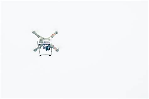 registering  drone   faa drone