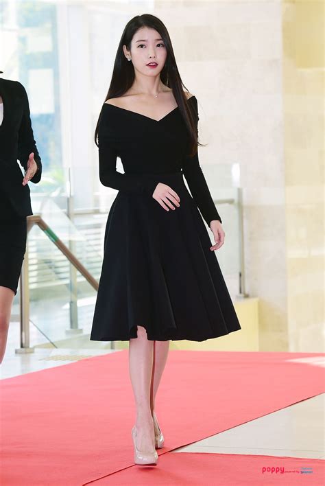 Iu 2015 The Korean Popular Culture And Arts Awards Vestidos De