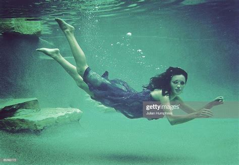 underwater drawing underwater swimming underwater portrait underwater  human poses