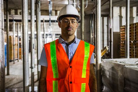 construction worker safety gear photo high res pictures