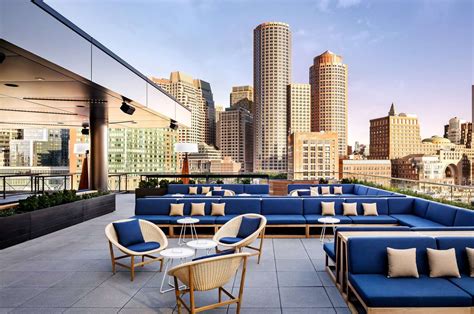 rooftop bars  boston places  drink   view  summer
