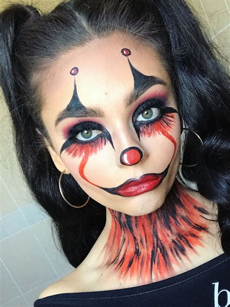 Pretty Clown Face Paint