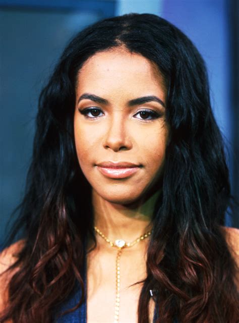 aaliyah for mac is finally here — and here s your first look at every single product in 2020