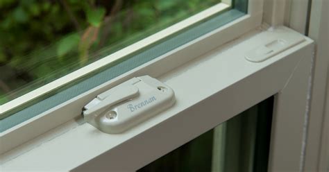 types  window locks