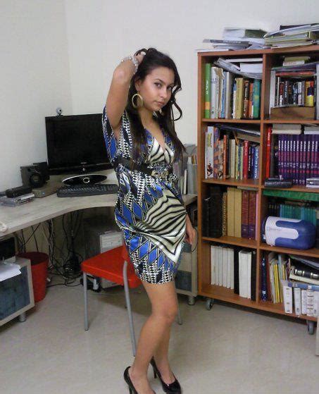 arab queen pics new library assistant girl at dubai