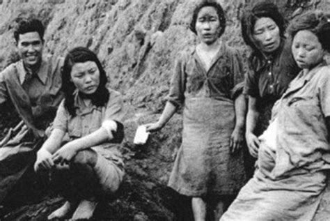south korean ‘comfort women blast japan apology over ww2 sex slavery daily mail online
