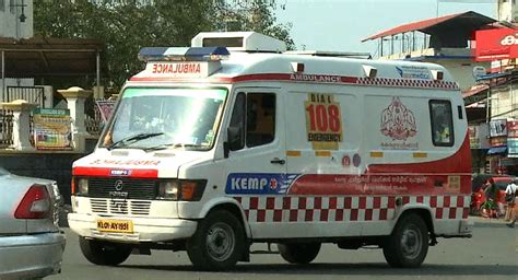 kerala video  car blocking ambulances   viral netizens dig  drivers details