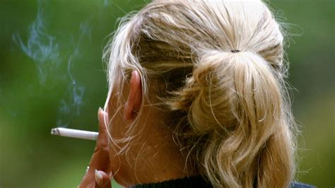 list of smoking related illnesses grows significantly in u s report