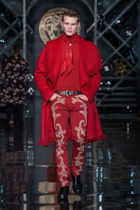 Looks Like Liberace Has Gone Country Versace Men S Wear Autumn Winter