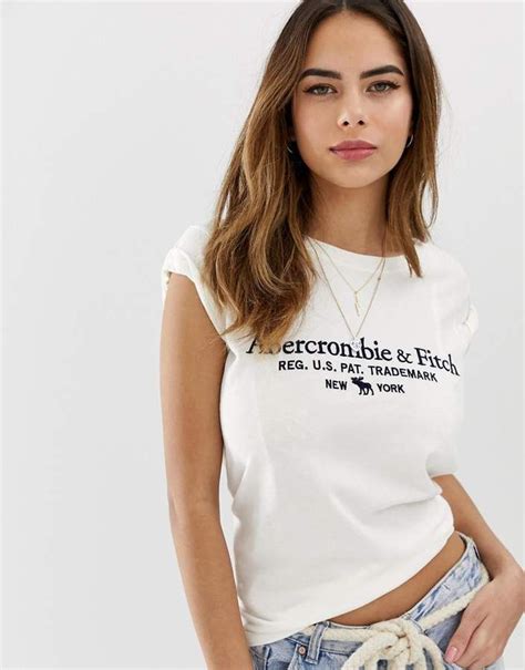 Abercrombie And Fitch T Shirt With Logo Abercrombie And Fitch Outfit