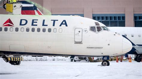 delta airlines takes on tax burden for employees in same sex relationships