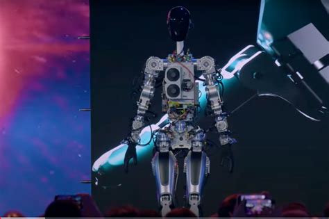 elon musk  debuted teslas  humanoid robot trueviralnews