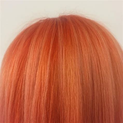 Per ottenere il migliore risultato per un colore dei capelli arancione con questa tinta, dovrete iniziare con una tinta più chiara. Capelli arancioni, la tendenza colore che infonde energia | Vogue