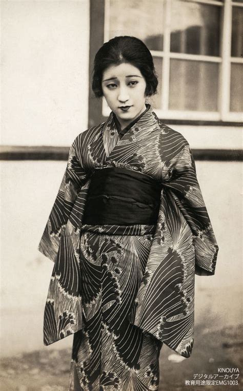 681 Best Old Photos Of Japanese Wearing Kimonos Images On