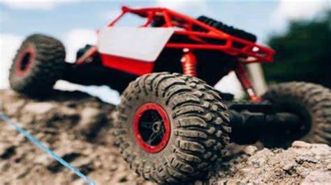 exploring rc rock crawlers   option  newcomers