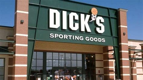 dick s to open new experiential store will other retailers follow