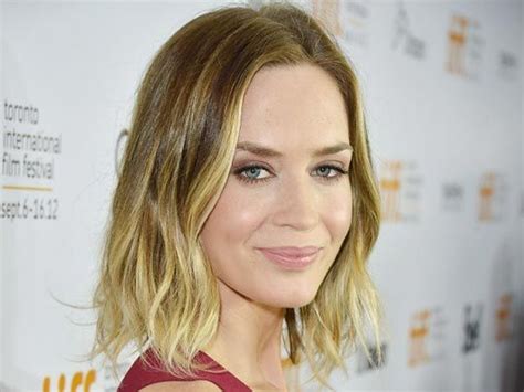 Work Appropriate Makeup Emily Blunt Hairstyles For Thin
