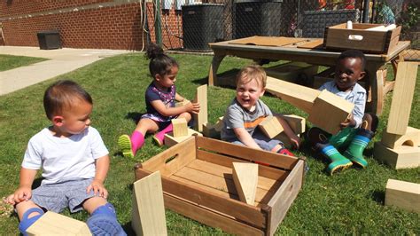 toddler outdoor play  montessori academy  arlington