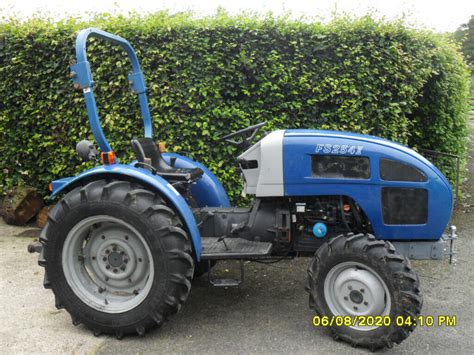 compact tractor   kirkcudbright dumfries  galloway gumtree