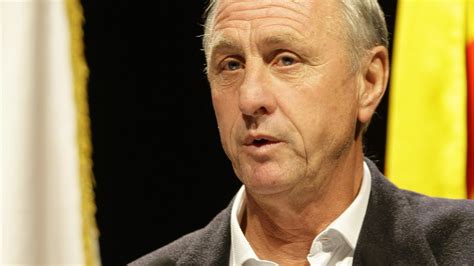 johan cruyff slams lionel messis penalty critics    sense football