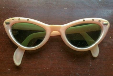 vintage pink cat eye sunglasses 1940 s 1950 s etsy in 2020 cat eye
