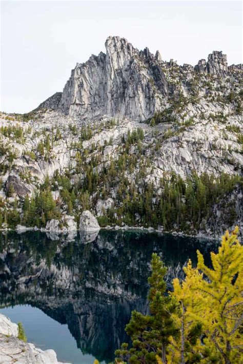 hiking  enchantments   permit route options  top tips