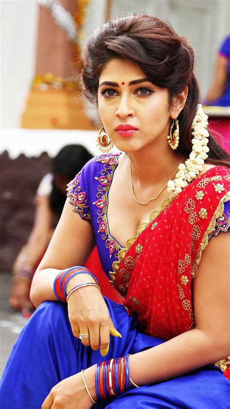 Wallpaper Sonarika Bhadoria Telugu Actress Hot Saree