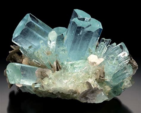 crystals form