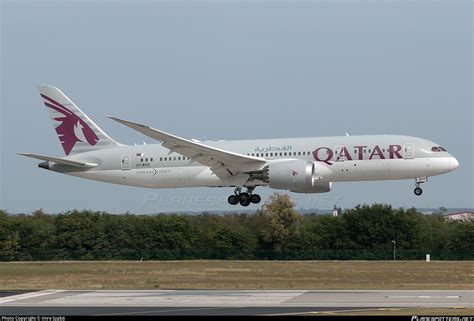 bcc qatar airways boeing   dreamliner photo  imre szabo id  planespottersnet