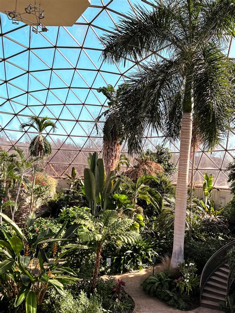 experience nature year    des moines botanical center