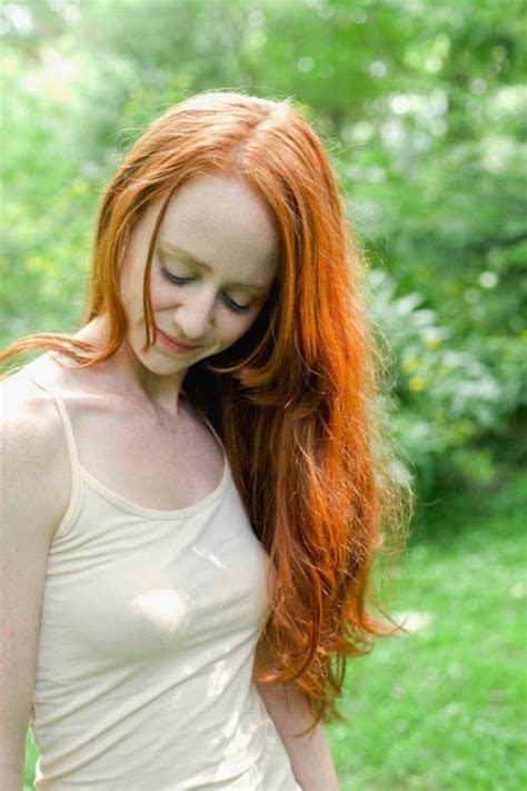 Beauty And Makeup Tips For Redheads With Rosacea — How To