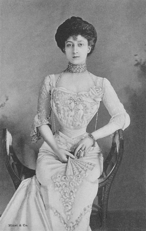 queen maud showing tiny waist grand ladies gogm