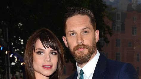 tom hardy s wife charlotte riley reveals pregnancy bump at