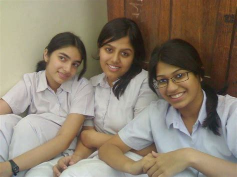 indian desi college girls hot photos free download