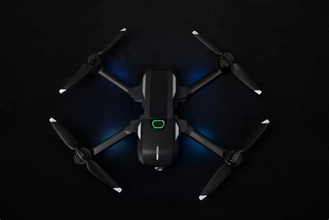yuneec mantis  foldable  travel drone newsshooter