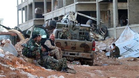 قوات موالية للنظام السوري تحتشد في سورية قرب قاعدة للتحالف دولية صحيفة الوسط البحرينية