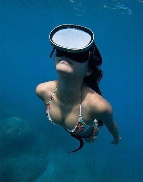 Sexy scuba pics