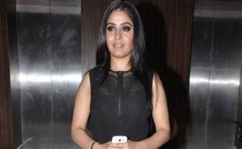 Congratulations Singer Sunidhi Chauhan Is Pregnant With Her First