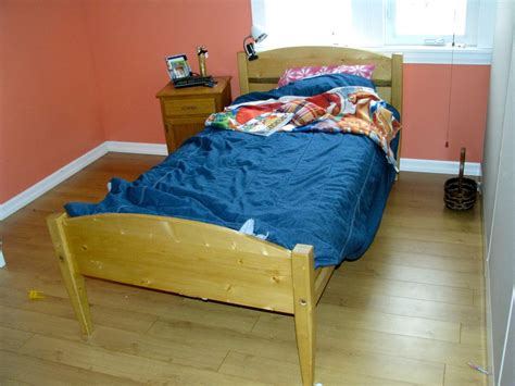 shaker style bed
