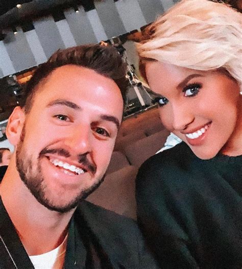 chrisley knows best s savannah chrisley reconciles with ex fiance nic