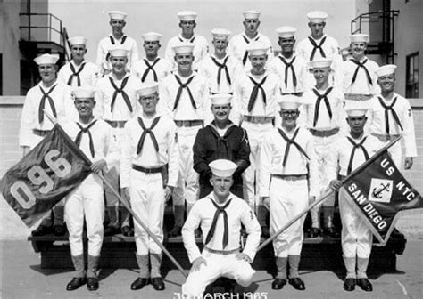 Hm3 Michael Frank Smith Navy Hospital Corpsmsn 1 3 Marines
